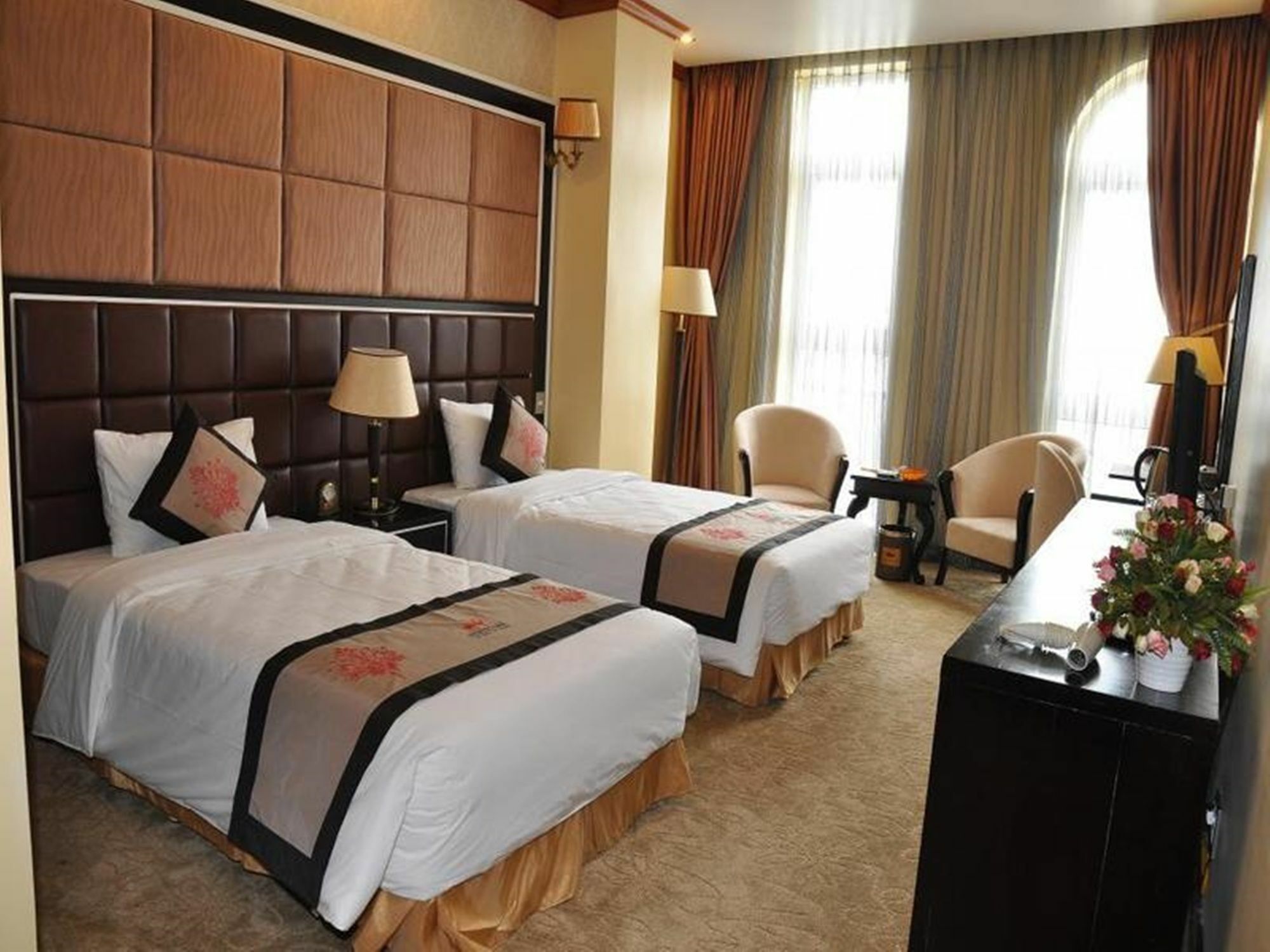 Phuong Anh Hotel 1 Hai Duong Exterior foto
